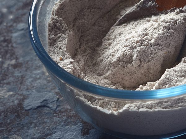 Gallery_Materials_frozen_pizza_lentini_curve_FARINA2